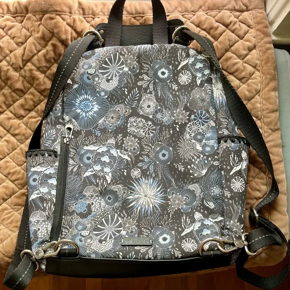 Sakroots Backpack - Picture 8 of 9